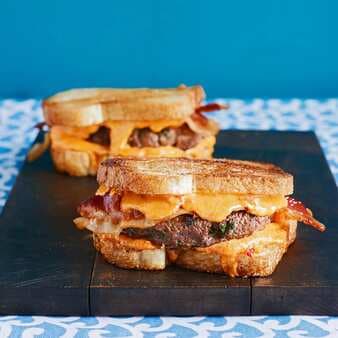 Pimento Cheese Patty Melts With Bacon