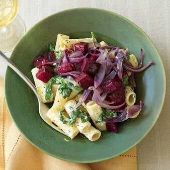 Rigatoni With Ricotta And Roasted Beets