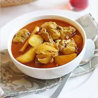 Chicken Curry With Potatoes