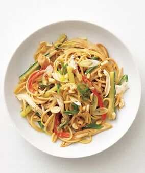 Gingery Peanut Noodles With Chicken