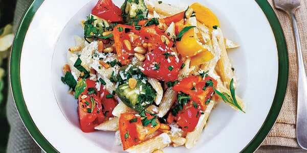 Pasta With Ricotta And Heirloom Tomatoes