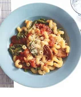Pasta With Sausage And Tomatoes
