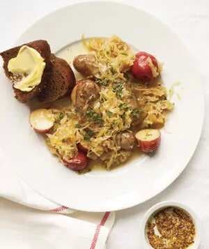 Slow-Cooker Sausages With Sauerkraut And Potatoes