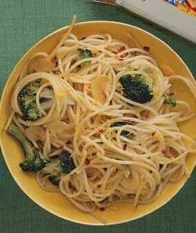 Spaghetti With Broccoli And Lemon