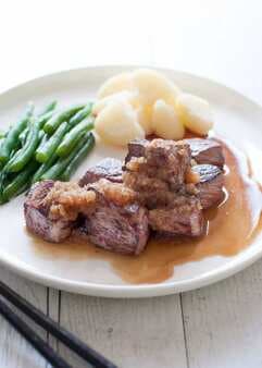 Diced Beef Steak With Sauces