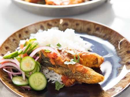 Bengali-Style Fried Fish In Onion And Tomato Curry 