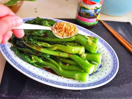 Chinese Broccoli With Oyster Sauce And Fried Garlic