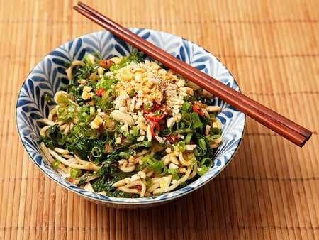 Cold Sichuan Noodles With Spinach And Peanuts