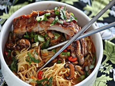 Chinese Noodles With Baked Sriracha Ribs
