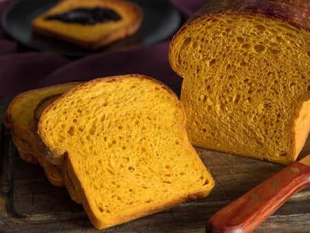Yeasted Pumpkin Bread