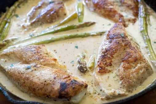 Lemon Butter Chicken With Asparagus