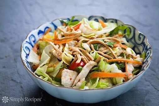 Chinese Chicken Salad With Chow Mein Noodles