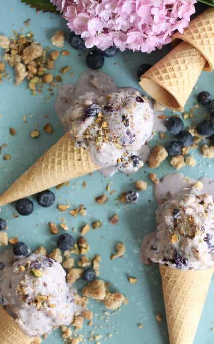 Blueberry Crumble Pistachio Ice Cream