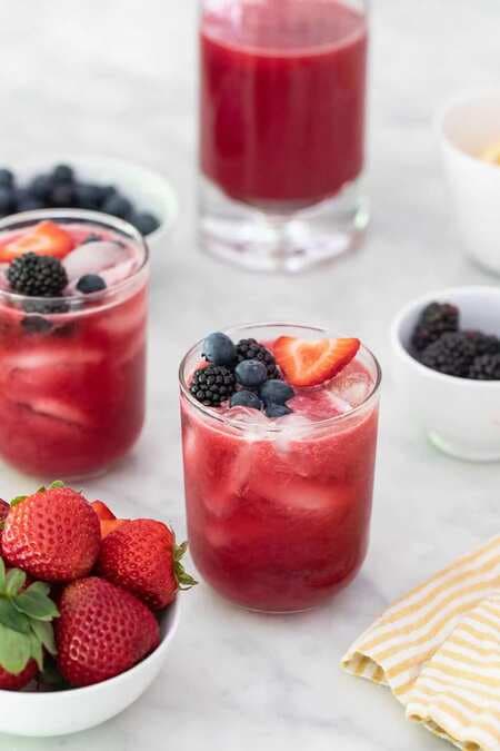 Iced Berry Lemonade 