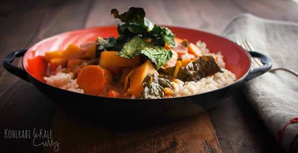Kohlrabi Curry With Crispy Kale 