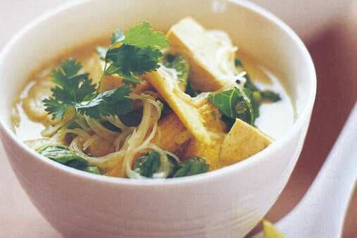Asian-Style Curried Vegetable Broth