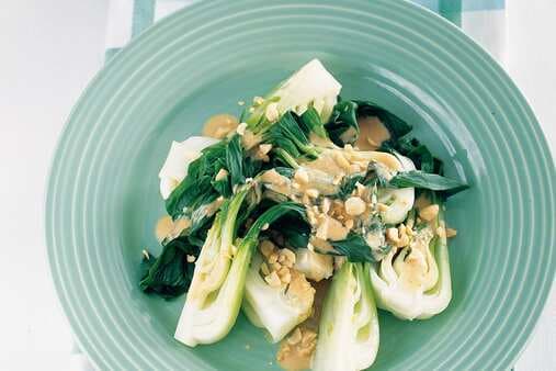 Baby Bok Choy With Red Curry Sauce