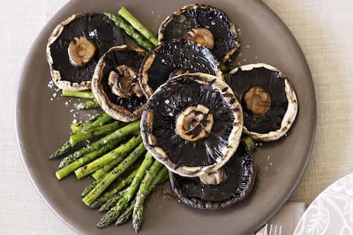 Barbecued Mushrooms And Asparagus