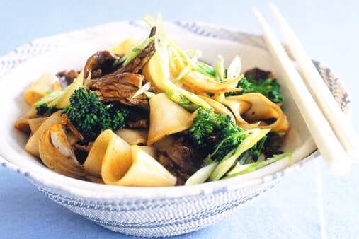 Beef Broccolini And Rice Noodle Stir-Fry