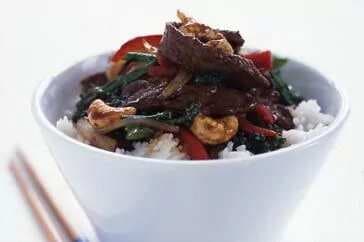 Beef And Cashew Stir-Fry