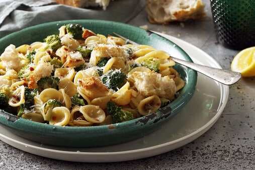 Broccoli And Anchovy Orecchiette With Garlic Croutons
