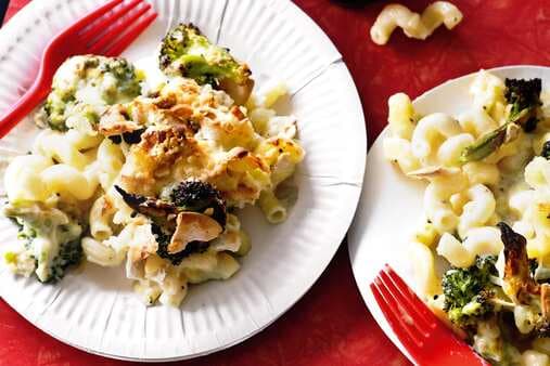 Cheesy Mac With Roasted Broccoli
