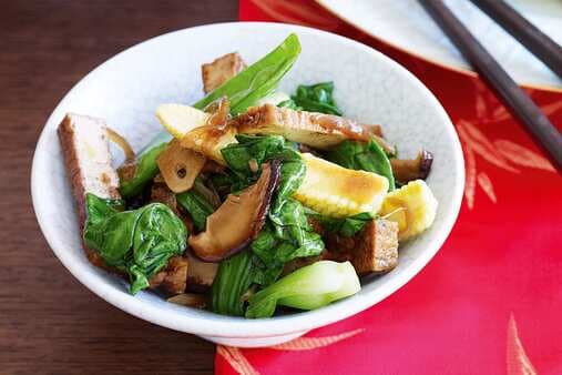 Chinese Stir-Fried Vegetables With Tofu