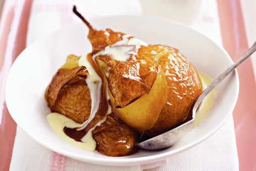 Creme Anglaise With Maple Syrup Baked Pears