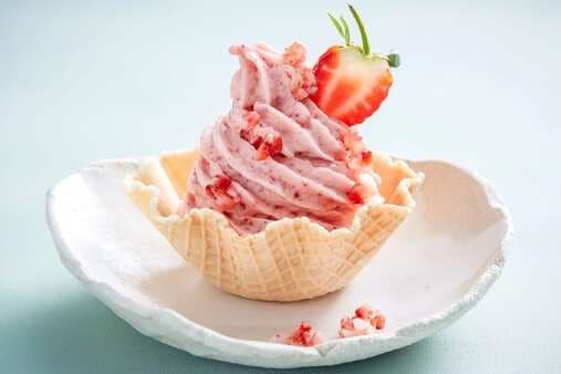2-Ingredient Strawberry Soft Serve
