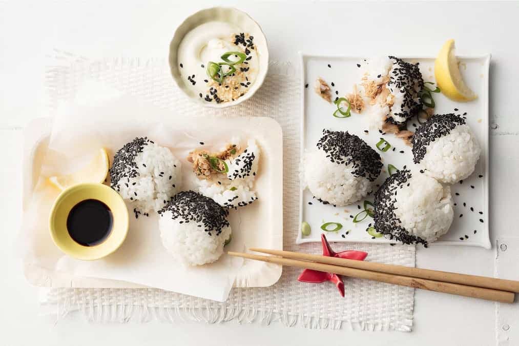 Japanese Tuna And Sesame Balls With Wasabi Mayonnaise Dip