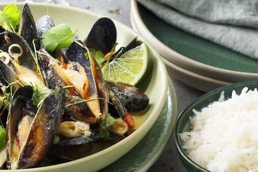 Lemongrass & Chilli Mussels In A Fragrant Coconut Broth