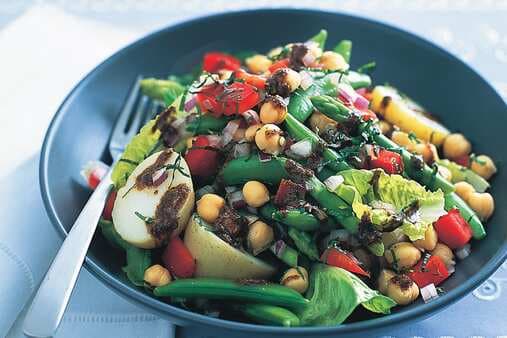Middle Eastern Chickpea And Vegetable Salad