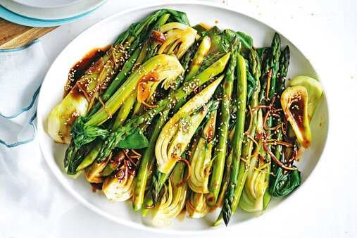Pak Choy And Asparagus In Oyster Sauce