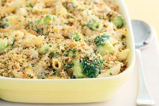 Penne With Salmon And Broccoli