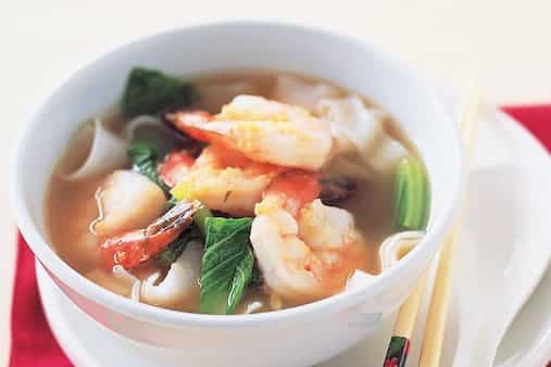 Rice Noodles & Prawns With Ginger Broth