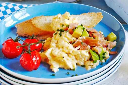 Scrambled Eggs With Smoked Salmon And Avocado Salsa