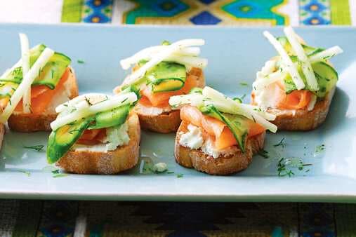 Smoked Salmon Crostini With Cucumber And Pear Pickle