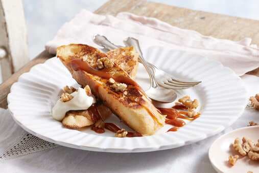 Spiced French Toast With Pumpkin Caramel