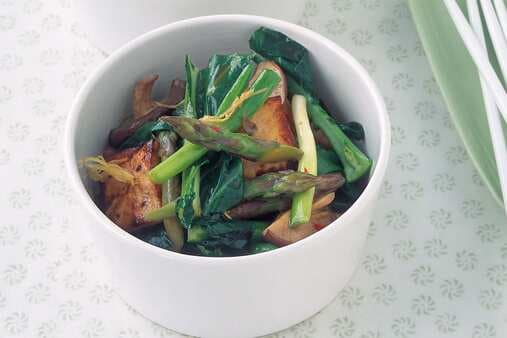 Stir-Fried Asparagus With Tofu