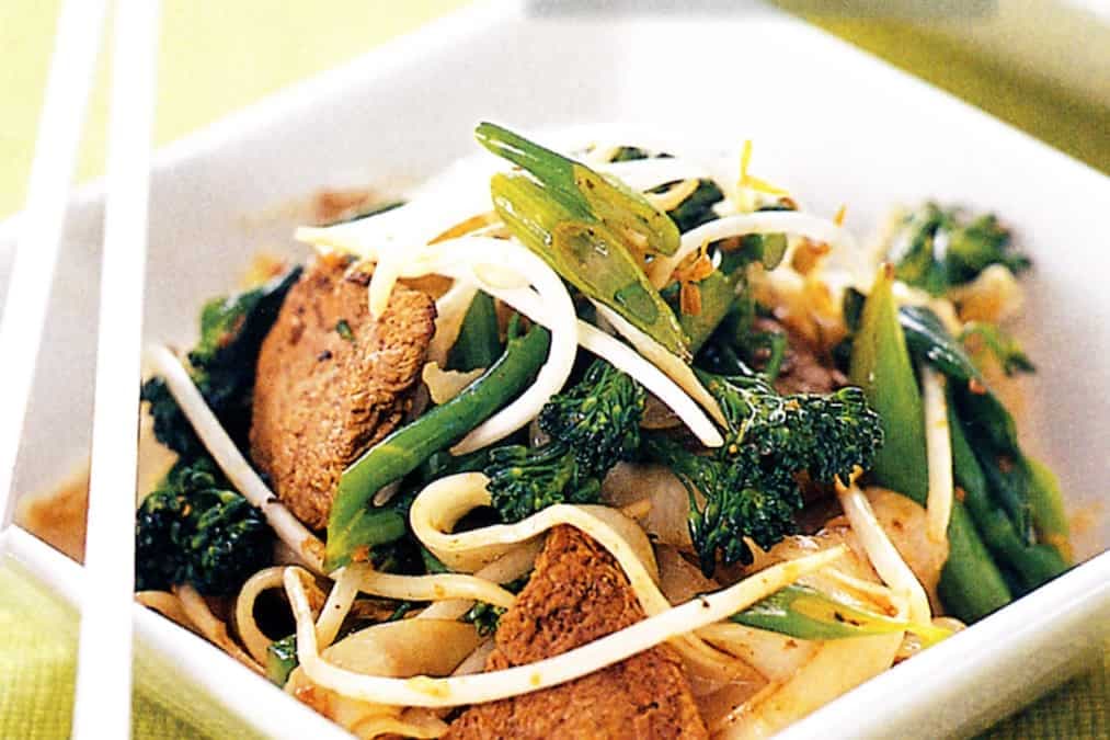 Stir-Fried Beef And Rice Noodles