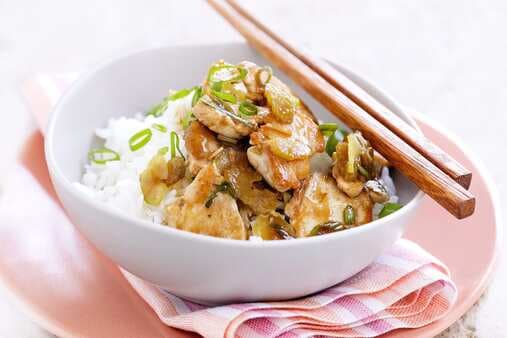 Stir-Fried Chicken With Celery & Shallots