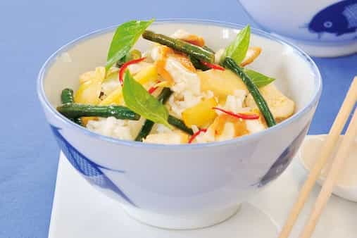 Stir-Fried Chicken With Chilli Basil & Bamboo Shoots