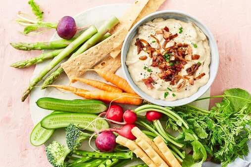 Warm Caramelised French Onion Slow Cooker Dip