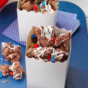 Chocolate-Covered Strawberry Snack Mix