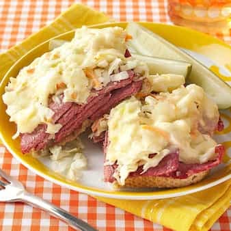 Corned Beef And Coleslaw Sandwiches