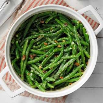 Green Beans with Creamy Pistachio Sauce