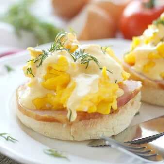Skinny Scrambled Eggs Benedict with Low Fat Hollandaise Sauce