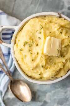 Mashed Potatoes With Garlic Butter