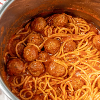 Pot Spaghetti And Meatballs