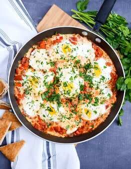 Red Pepper Shakshuka With Goat Cheese